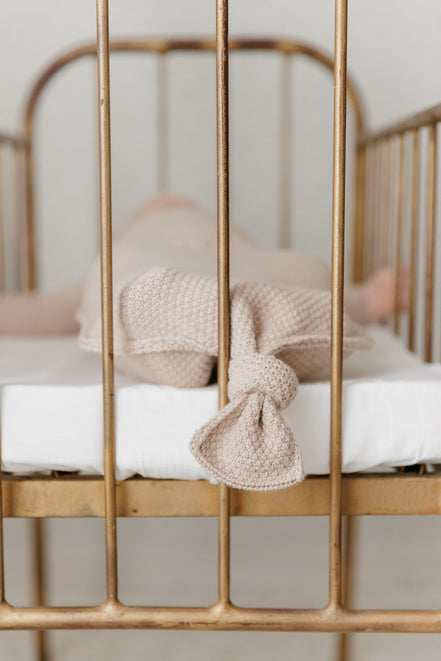 Peluche Bebe Embossed Cocoon + Bonnet - Taupe
