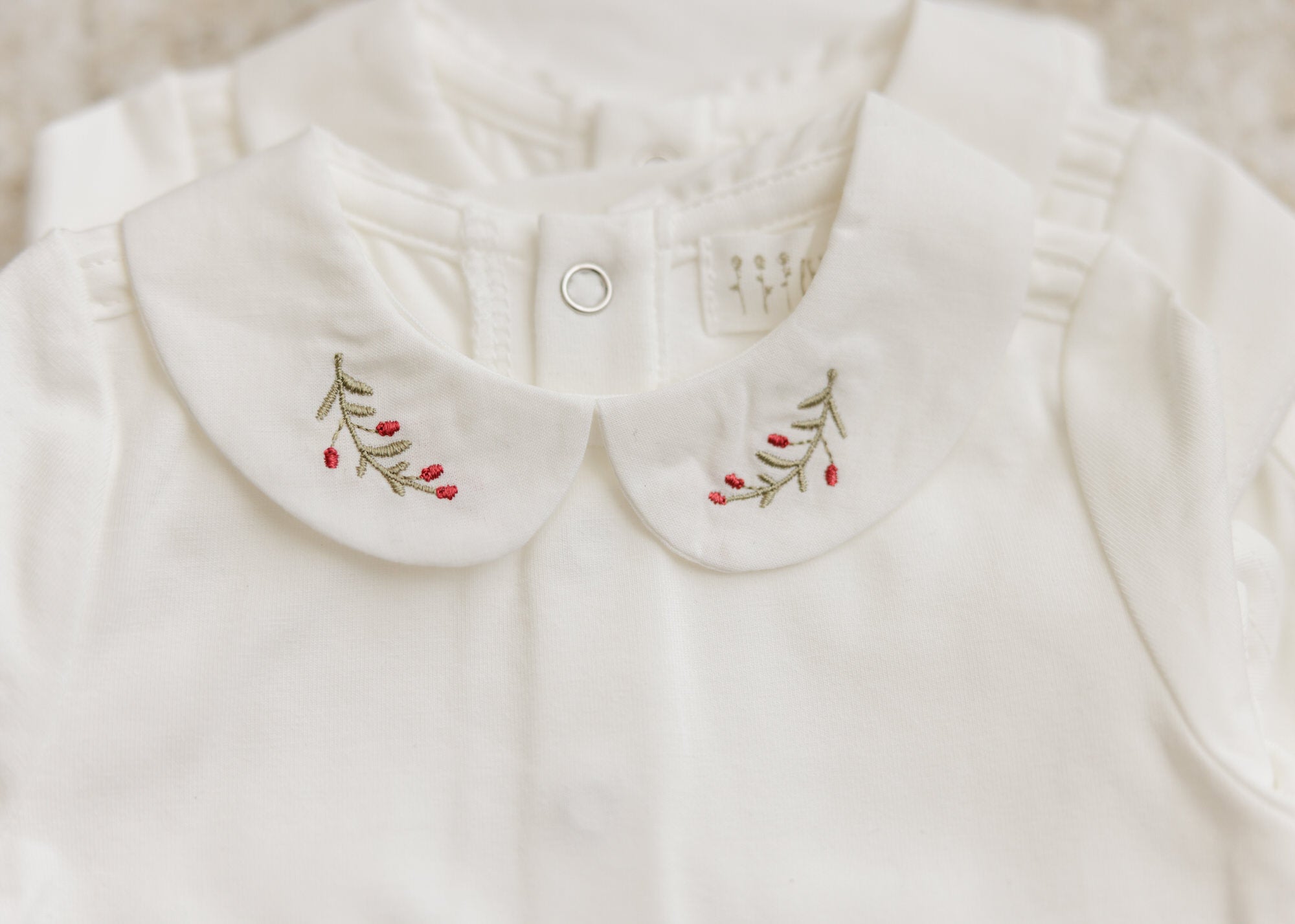 Onesie with Emb Collar - Short Sleeve - Cream/Berry