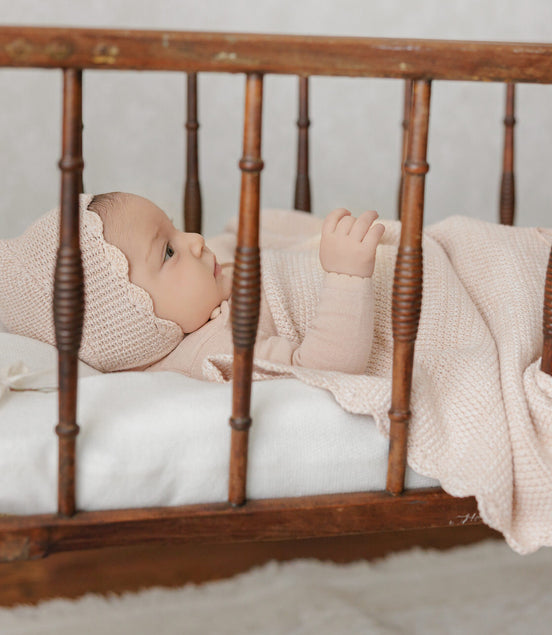 Scalloped Mélange Bebe Blanket