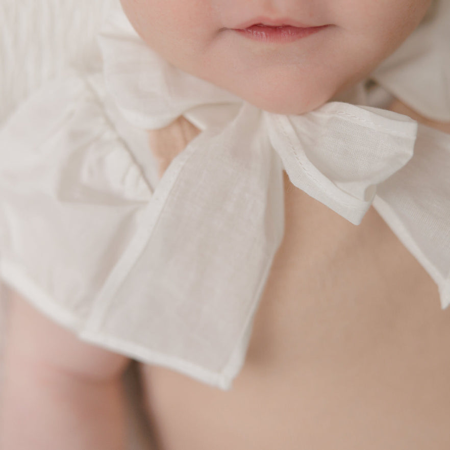 Bonnet with Cottons String - Cream – Peluche BeBe