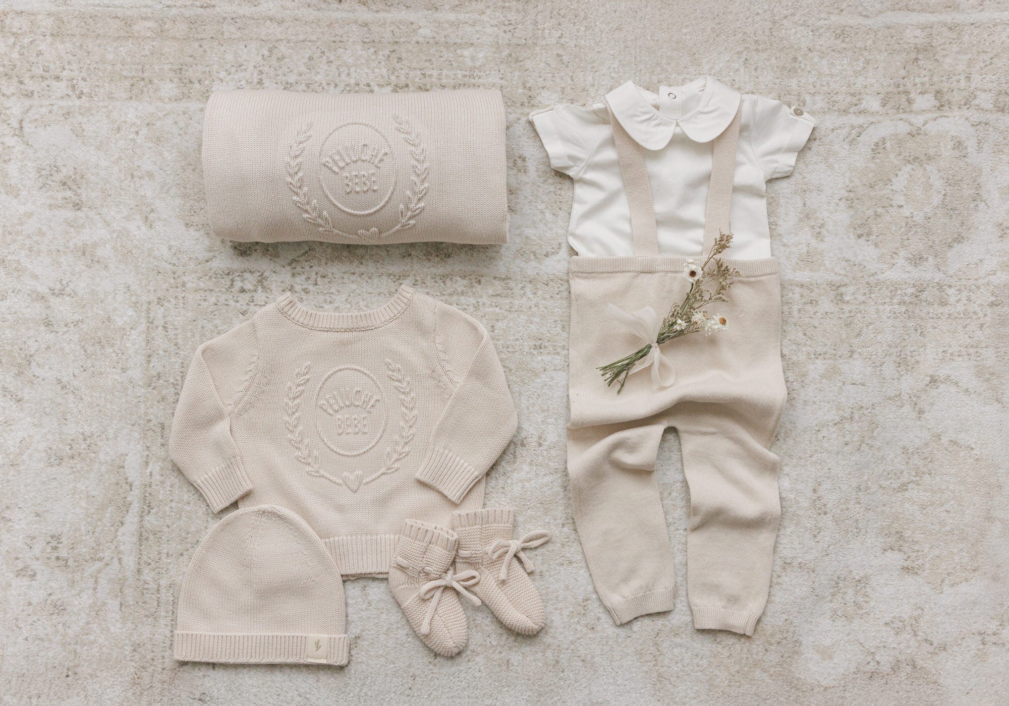 Peluche Embossed Knit Blanket - Stone