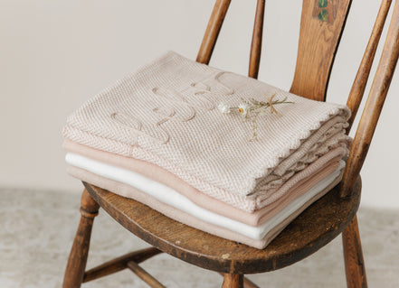 Scalloped Mélange Bebe Blanket - Rose