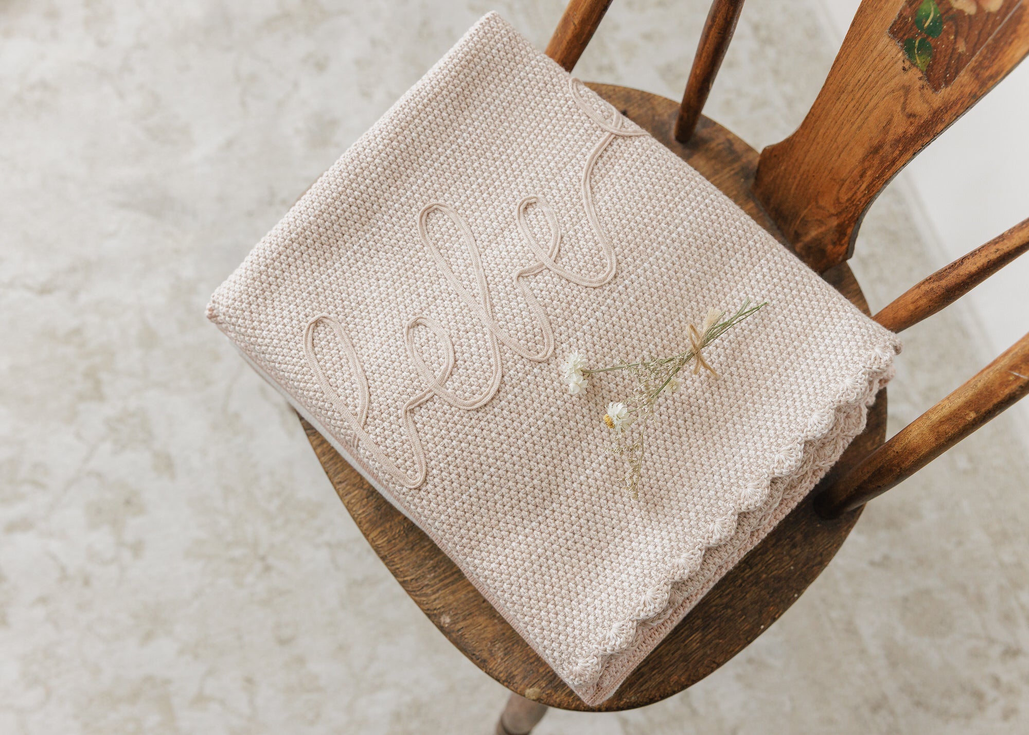 Scalloped Mélange Bebe Blanket - Taupe