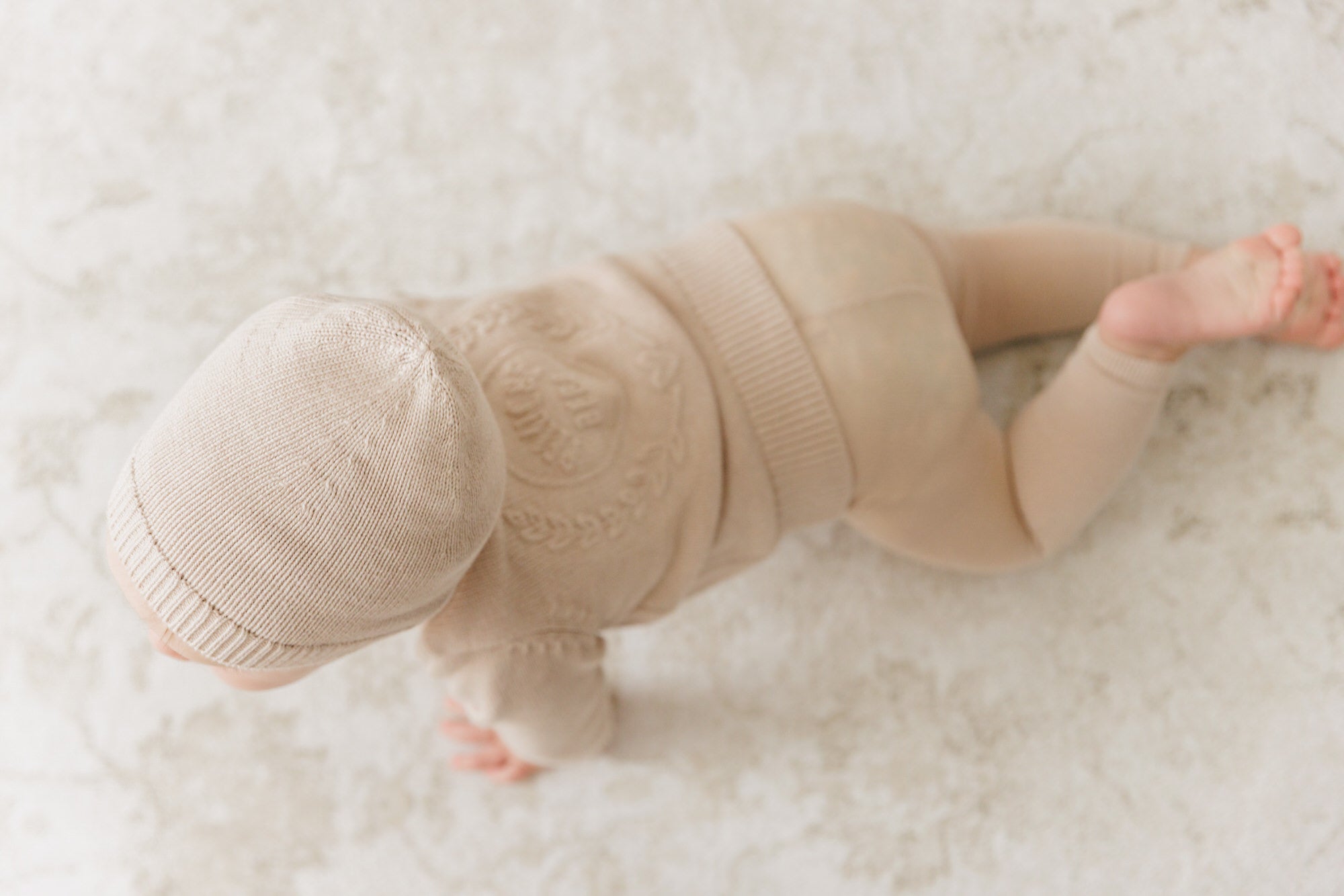 Embossed Reversible Cardigan + Beanie Set – Taupe