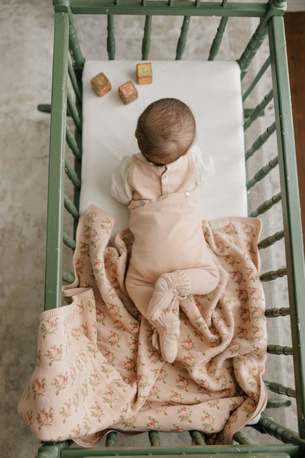 Floral Intarsia Knit Blanket - Rose