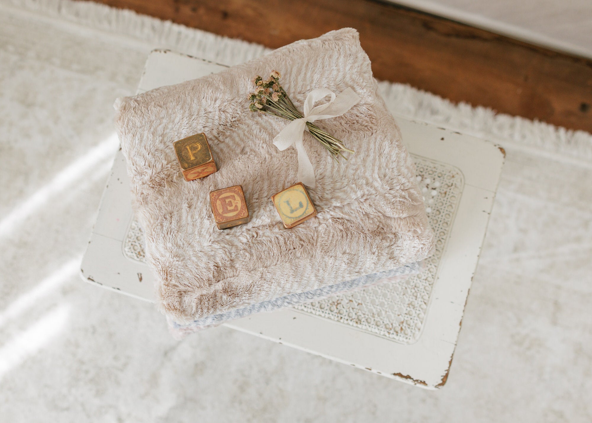 Lux Fur Blankets - Feather Beige and Natural