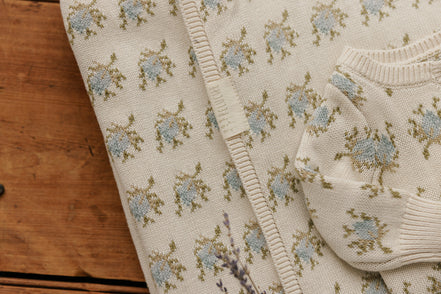 Floral Intarsia Knit Blanket - Powder