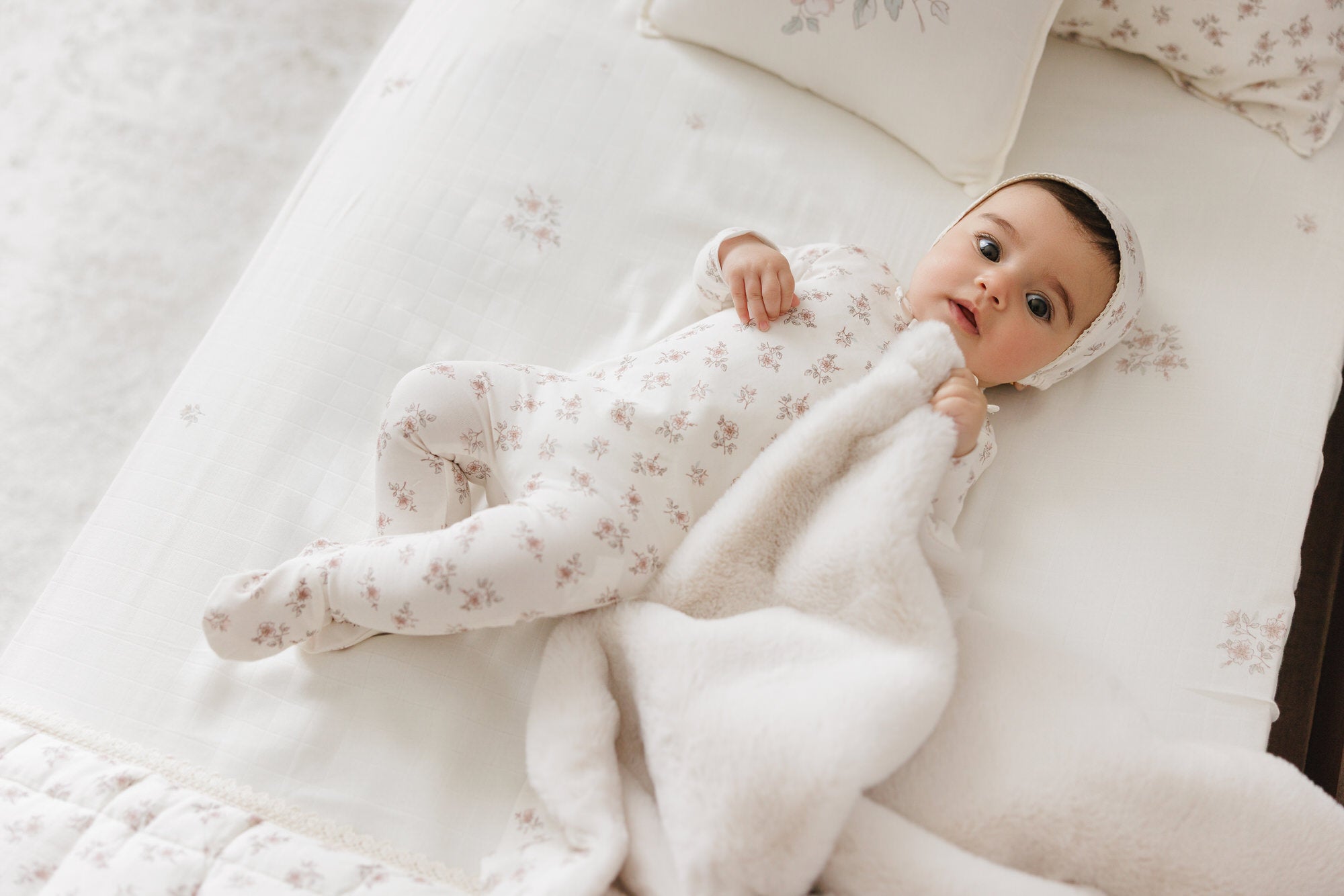 Blossom Fur Blanket - Rose