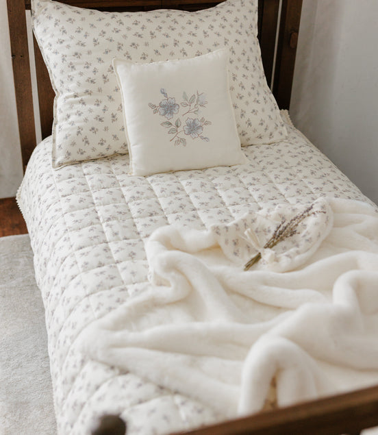 Blossom Toddler Blanket + Square Pillow - Powder