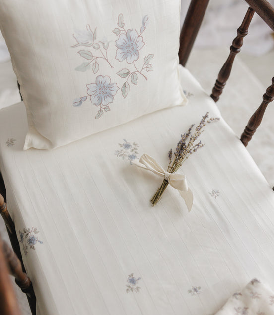 Blossom Crib Sheet - Powder
