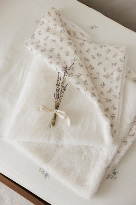 Blossom Fur Blanket - Powder