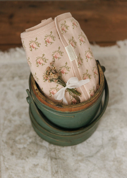 Floral Intarsia Knit Blanket - Rose
