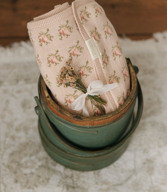 Floral Intarsia Knit Blanket - Rose