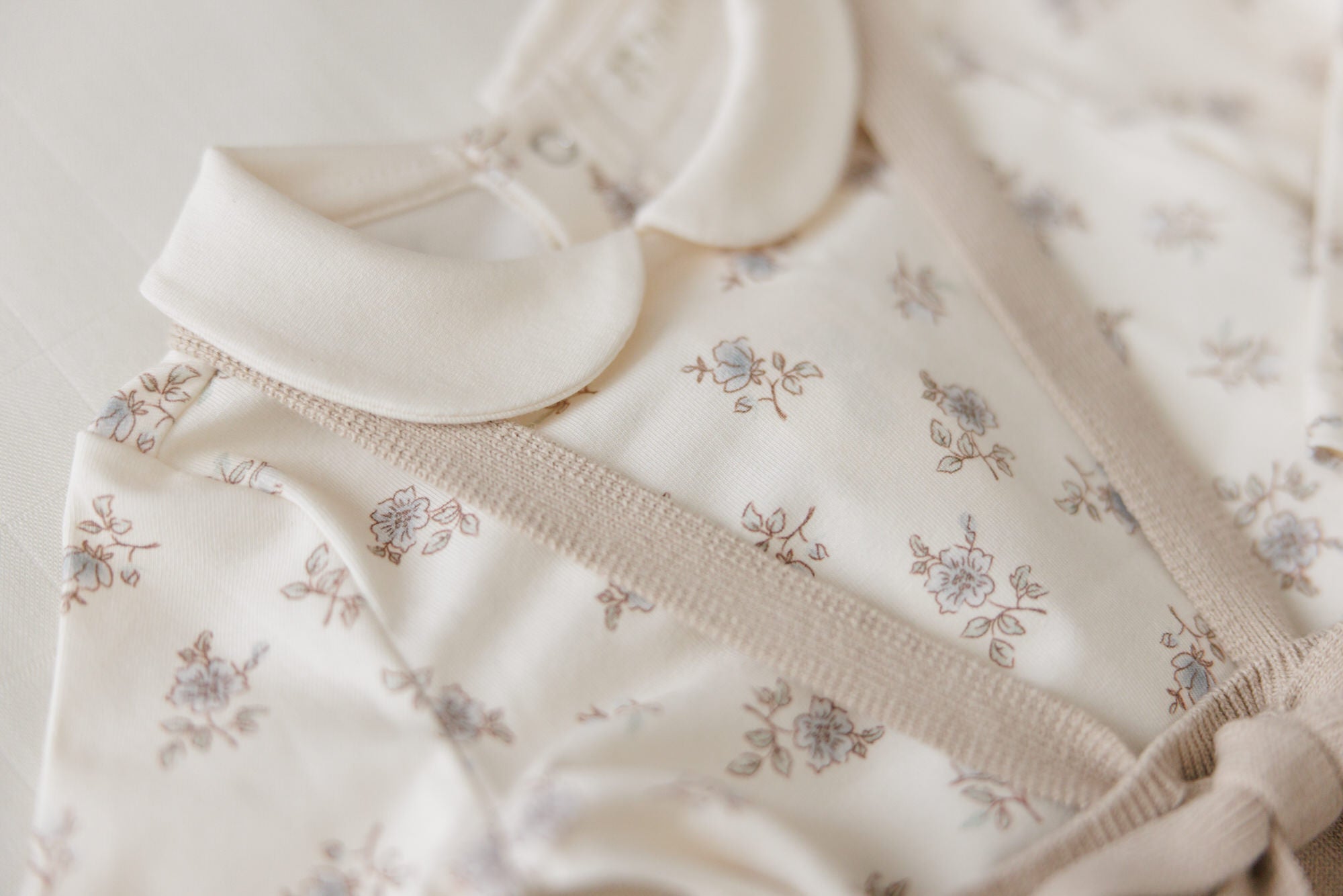 Blossom Bodysuit with Collar - Powder