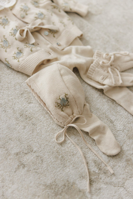 Floral Intarsia Knit Bonnet - Powder