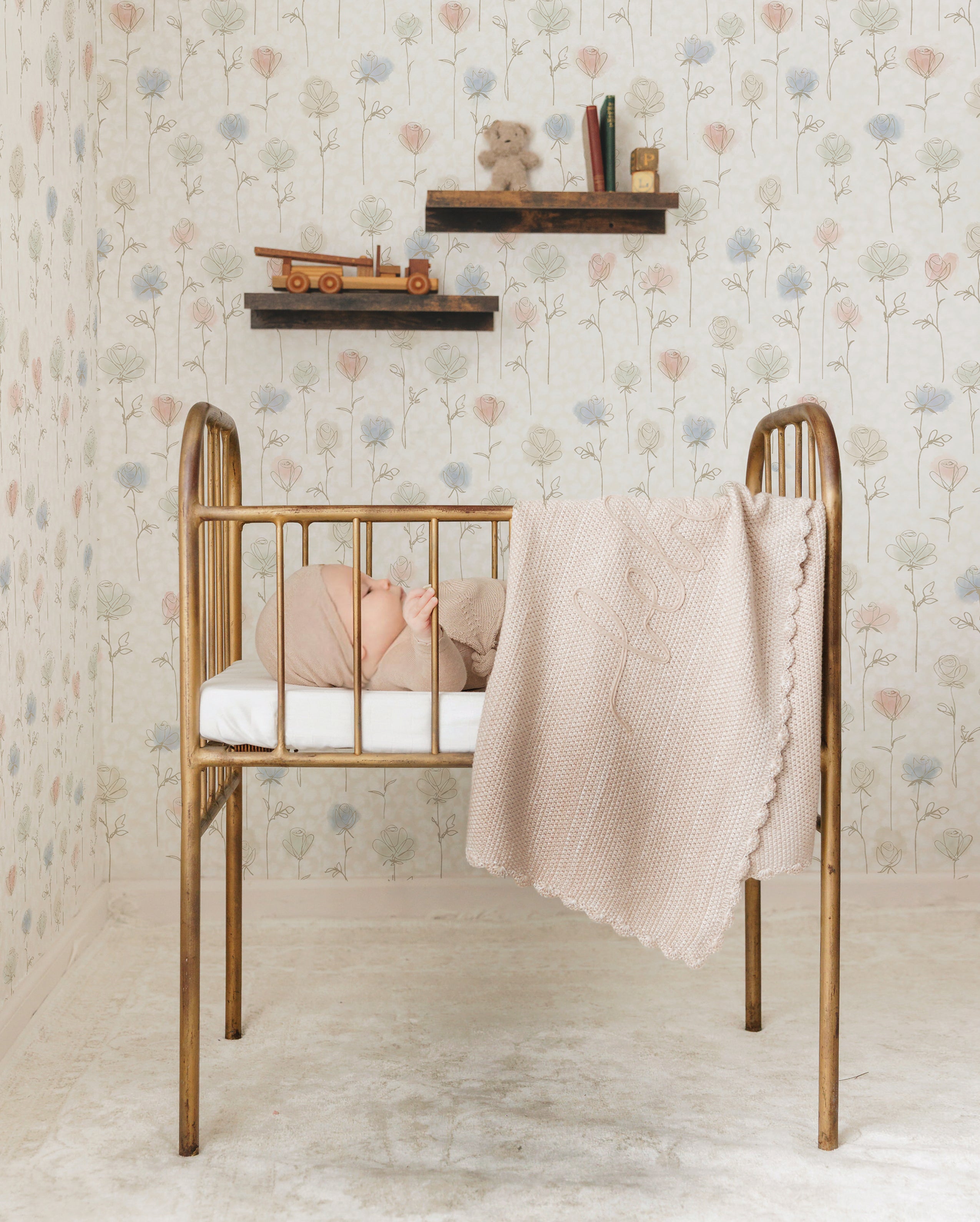 Scalloped Mélange Bebe Blanket - Rose